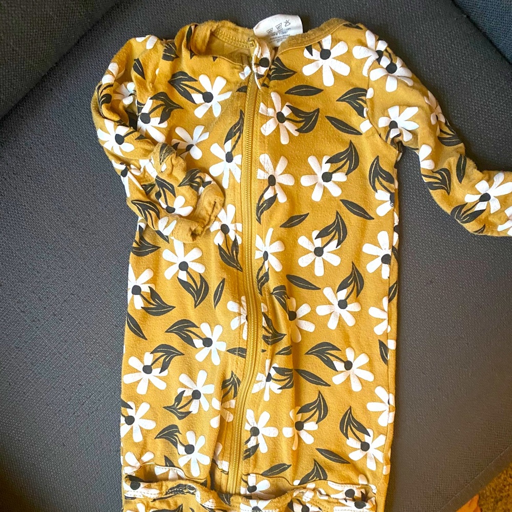 O-3 gown